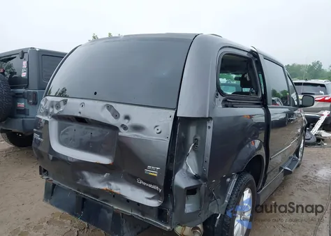 2016 Dodge Grand Caravan Sxt from USA, damaged, VIN 2C7WDGCG2GR365900